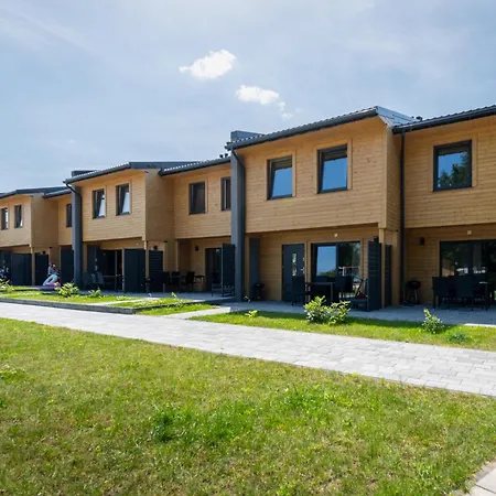 Osrodek Wypoczynkowy Marcela ミエルノ